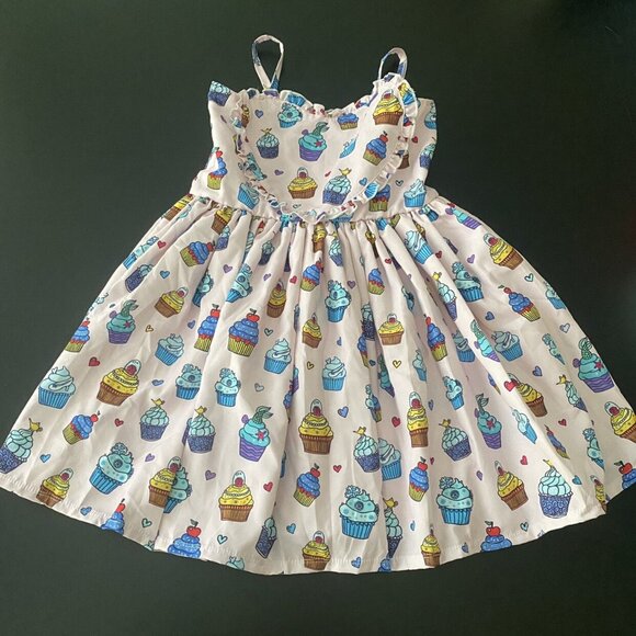 NWOT Spoiled and Flashy Princess Cupcake Dress Size 10-12 - Picture 1 of 7